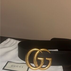 Women’s Gucci Black Belt with Gold GG Emblem Size 80